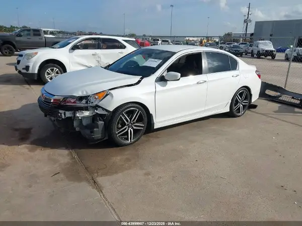 1HGCR2F64GA133389 2016 HONDA ACCORD - Image 2