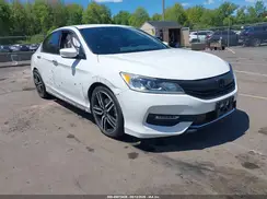 1HGCR2F64GA135207 2016 HONDA ACCORD
