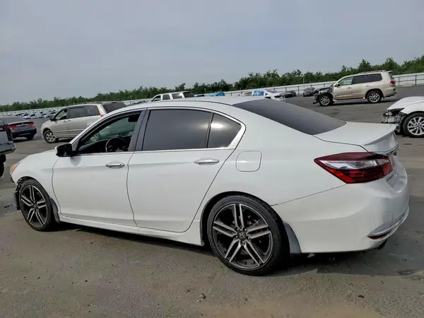 1HGCR2F64GA192412 2016 HONDA ACCORD - Image 2