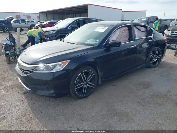 1HGCR2F64GA207880 2016 HONDA ACCORD - Image 2