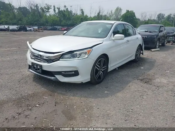 1HGCR2F64HA805016 2017 HONDA ACCORD - Image 2