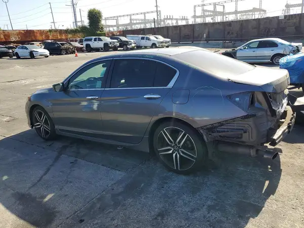 1HGCR2F65GA082596 2016 HONDA ACCORD - Image 2