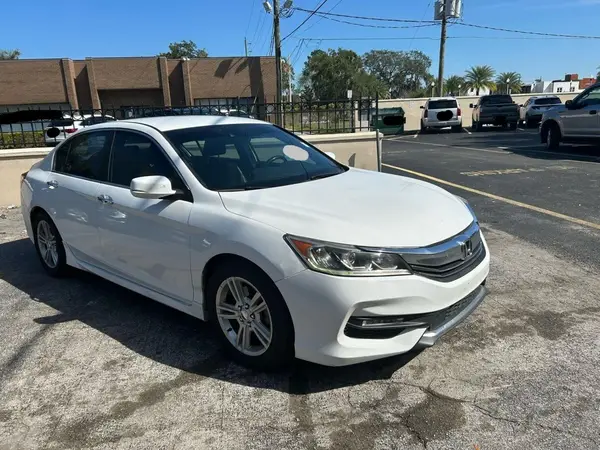 1HGCR2F65GA107206 2016 HONDA ACCORD - Image 1