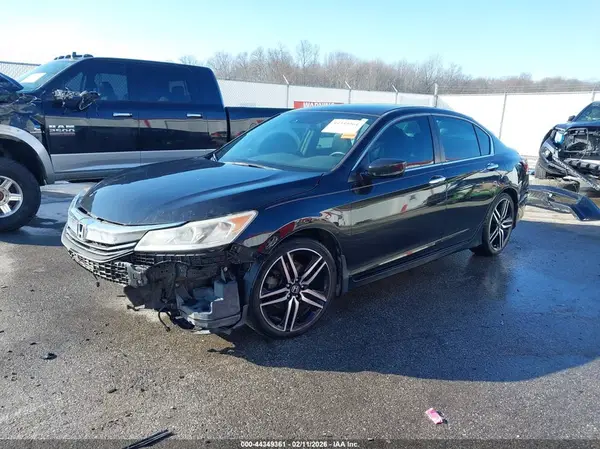 1HGCR2F65GA246090 2016 HONDA ACCORD - Image 2