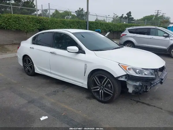 1HGCR2F66HA014857 2017 HONDA ACCORD - Image 1