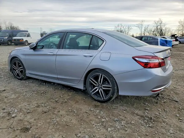 1HGCR2F66HA029987 2017 HONDA ACCORD - Image 2