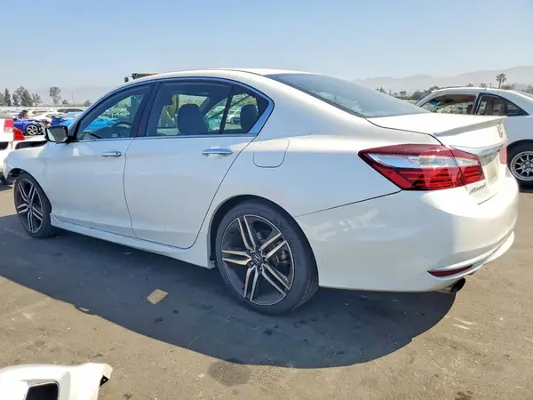 1HGCR2F66HA088165 2017 HONDA ACCORD - Image 2