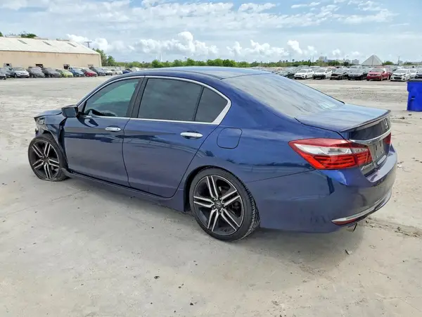 1HGCR2F66HA153385 2017 HONDA ACCORD - Image 2