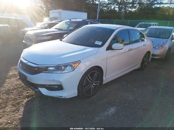 1HGCR2F67GA156133 2016 HONDA ACCORD - Image 2