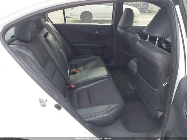 1HGCR2F67GA164085 2016 HONDA ACCORD - Image 8