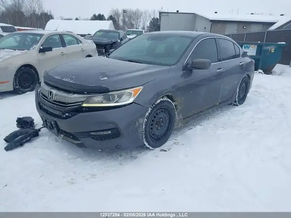 1HGCR2F67HA800344 2017 HONDA ACCORD - Image 2