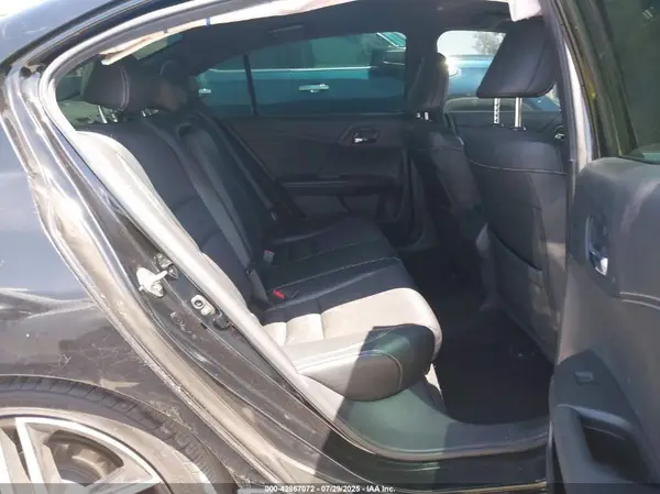 1HGCR2F68GA099165 2016 HONDA ACCORD - Image 8