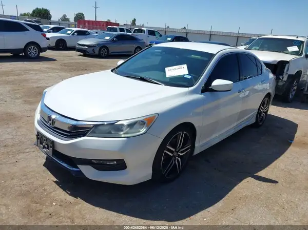 1HGCR2F68GA103439 2016 HONDA ACCORD - Image 2