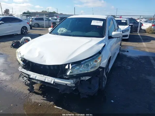 1HGCR2F68GA124534 2016 HONDA ACCORD - Image 2