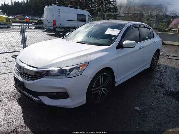 1HGCR2F68GA142161 2016 HONDA ACCORD - Image 2
