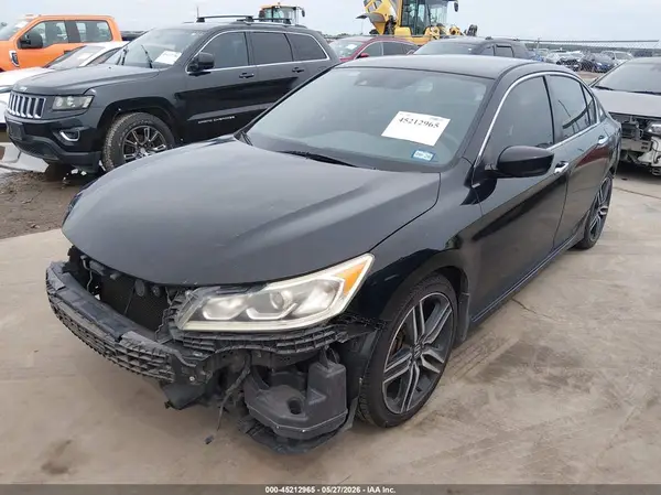 1HGCR2F68HA047181 2017 HONDA ACCORD - Image 2