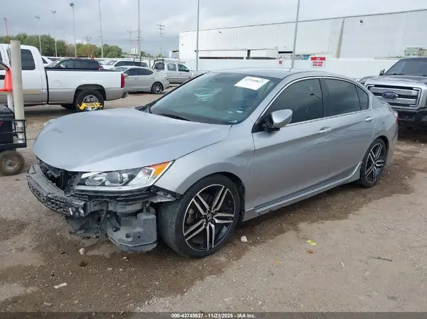1HGCR2F68HA142176 2017 HONDA ACCORD - Image 2