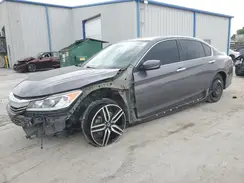 1HGCR2F68HA145093 2017 HONDA ACCORD