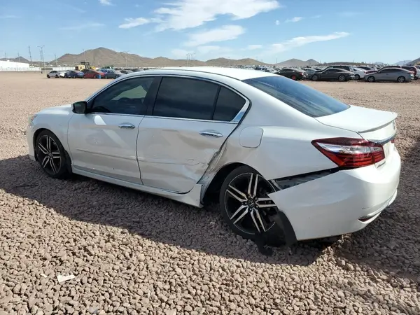 1HGCR2F68HA183343 2017 HONDA ACCORD - Image 2
