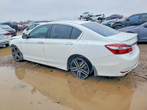 1HGCR2F69GA233682 2016 HONDA ACCORD - Image 2