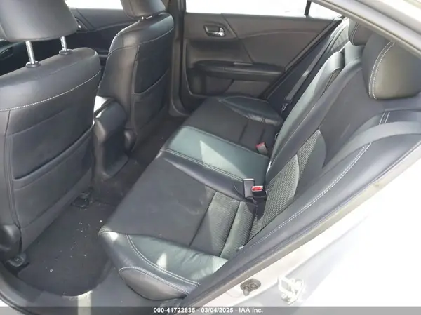 1HGCR2F69HA143160 2017 HONDA ACCORD - Image 8