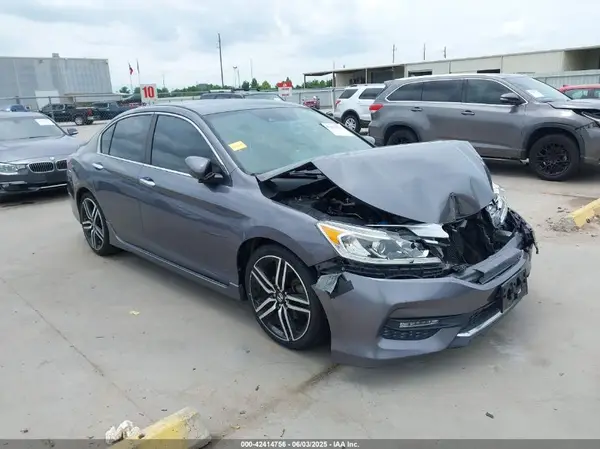 1HGCR2F6XGA013810 2016 HONDA ACCORD - Image 1