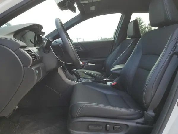 1HGCR2F6XGA075773 2016 HONDA ACCORD - Image 8