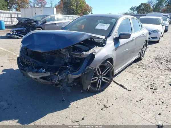 1HGCR2F6XGA234551 2016 HONDA ACCORD - Image 2