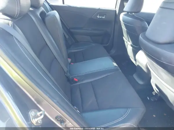 1HGCR2F6XGA234551 2016 HONDA ACCORD - Image 8