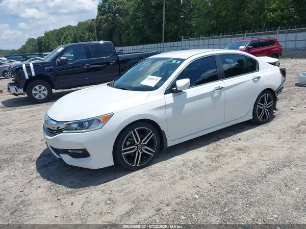 1HGCR2F6XGA242701 2016 HONDA ACCORD - Image 2