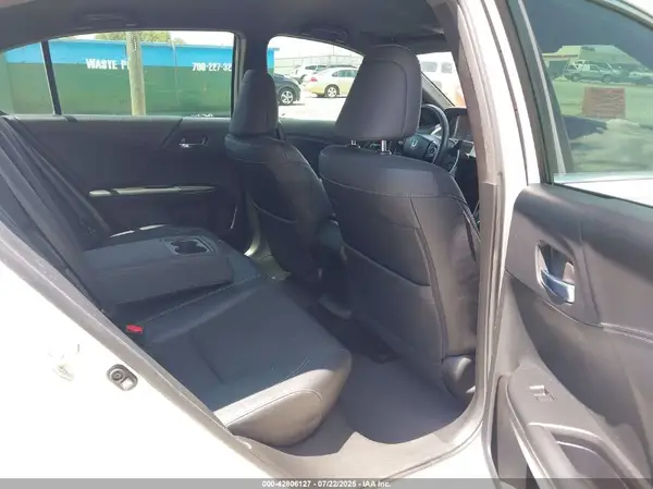 1HGCR2F6XGA242701 2016 HONDA ACCORD - Image 8