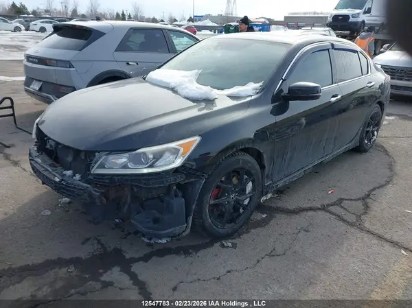 1HGCR2F6XGA804645 2016 HONDA ACCORD - Image 2