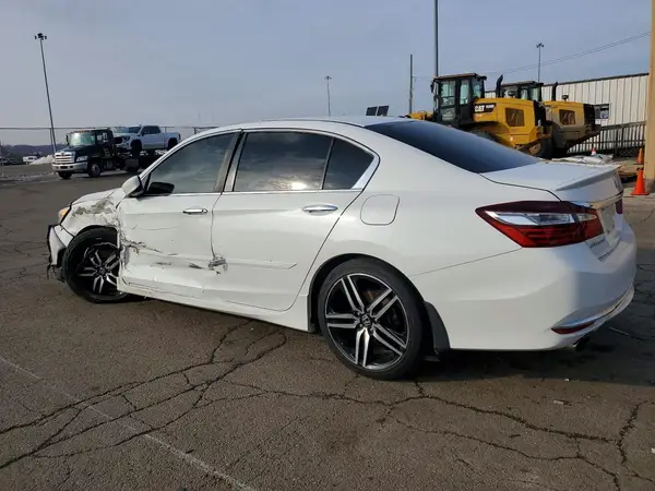 1HGCR2F6XHA042192 2017 HONDA ACCORD - Image 2