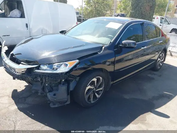 1HGCR2F70GA021696 2016 HONDA ACCORD - Image 2