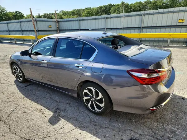1HGCR2F70GA045917 2016 HONDA ACCORD - Image 2