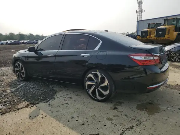 1HGCR2F70HA002521 2017 HONDA ACCORD - Image 2