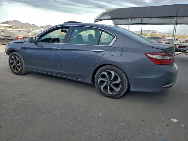 1HGCR2F70HA005239 2017 HONDA ACCORD - Image 2