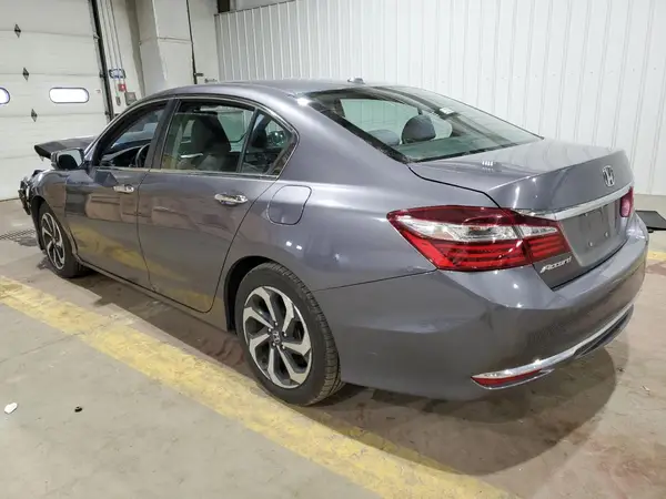 1HGCR2F70HA030576 2017 HONDA ACCORD - Image 2