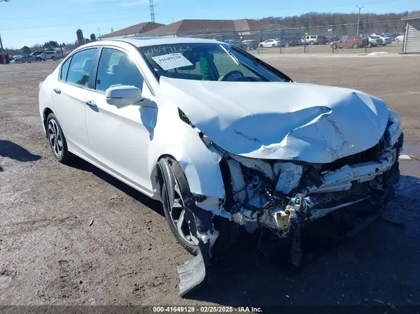 1HGCR2F70HA033901 2017 HONDA ACCORD - Image 1