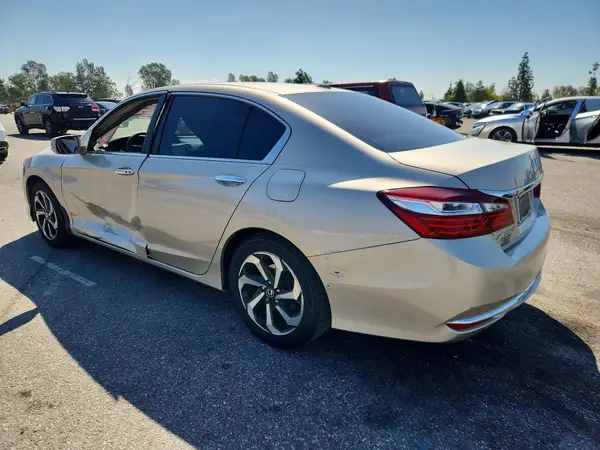 1HGCR2F70HA064422 2017 HONDA ACCORD - Image 2