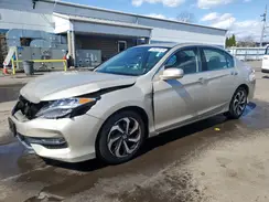 1HGCR2F70HA084122 2017 HONDA ACCORD