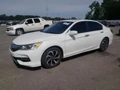 1HGCR2F70HA150622 2017 HONDA ACCORD