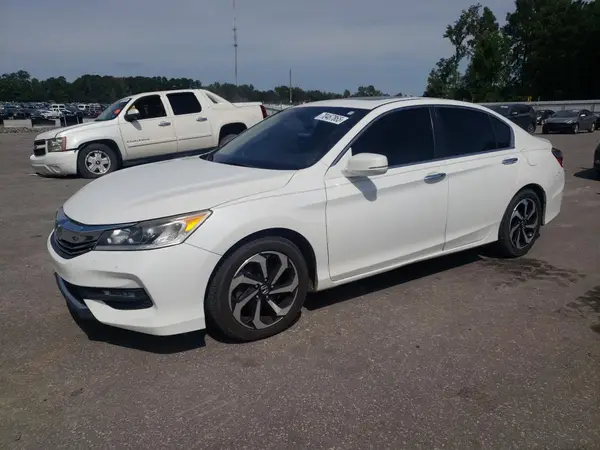 1HGCR2F70HA150622 2017 HONDA ACCORD - Image 1