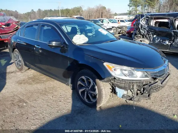 1HGCR2F70HA150927 2017 HONDA ACCORD - Image 1