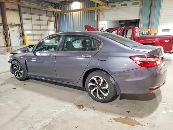 1HGCR2F70HA153097 2017 HONDA ACCORD - Image 2