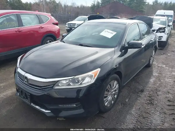 1HGCR2F70HA203108 2017 HONDA ACCORD - Image 2