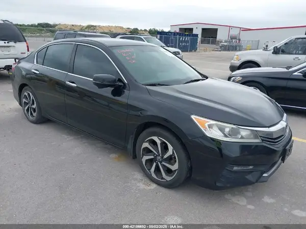1HGCR2F70HA210804 2017 HONDA ACCORD - Image 1