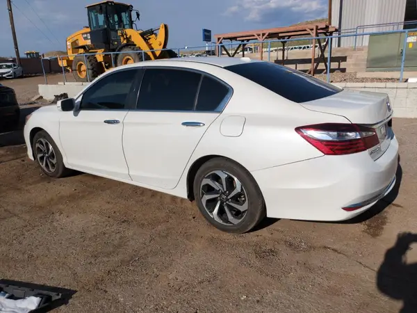 1HGCR2F70HA219678 2017 HONDA ACCORD - Image 2