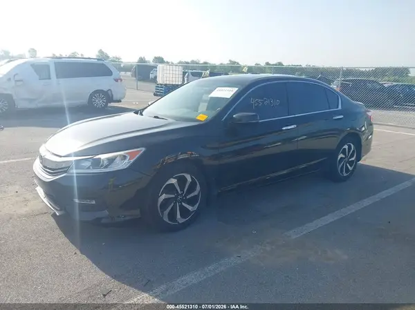 1HGCR2F70HA266256 2017 HONDA ACCORD - Image 2