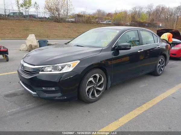 1HGCR2F70HA800999 2017 HONDA ACCORD - Image 2